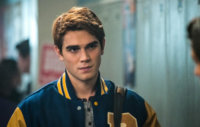 60477-k-j-apa-archie-andrews-riverdale.jpg