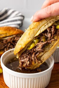 slow-cooker-italian-beef-sandwiches-1.jpg