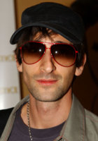 sunglasses-for-big-nose-adrien-brody.jpg