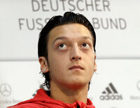 ozil.jpg