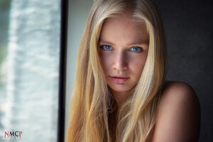 yulia-portrait-textura.jpg